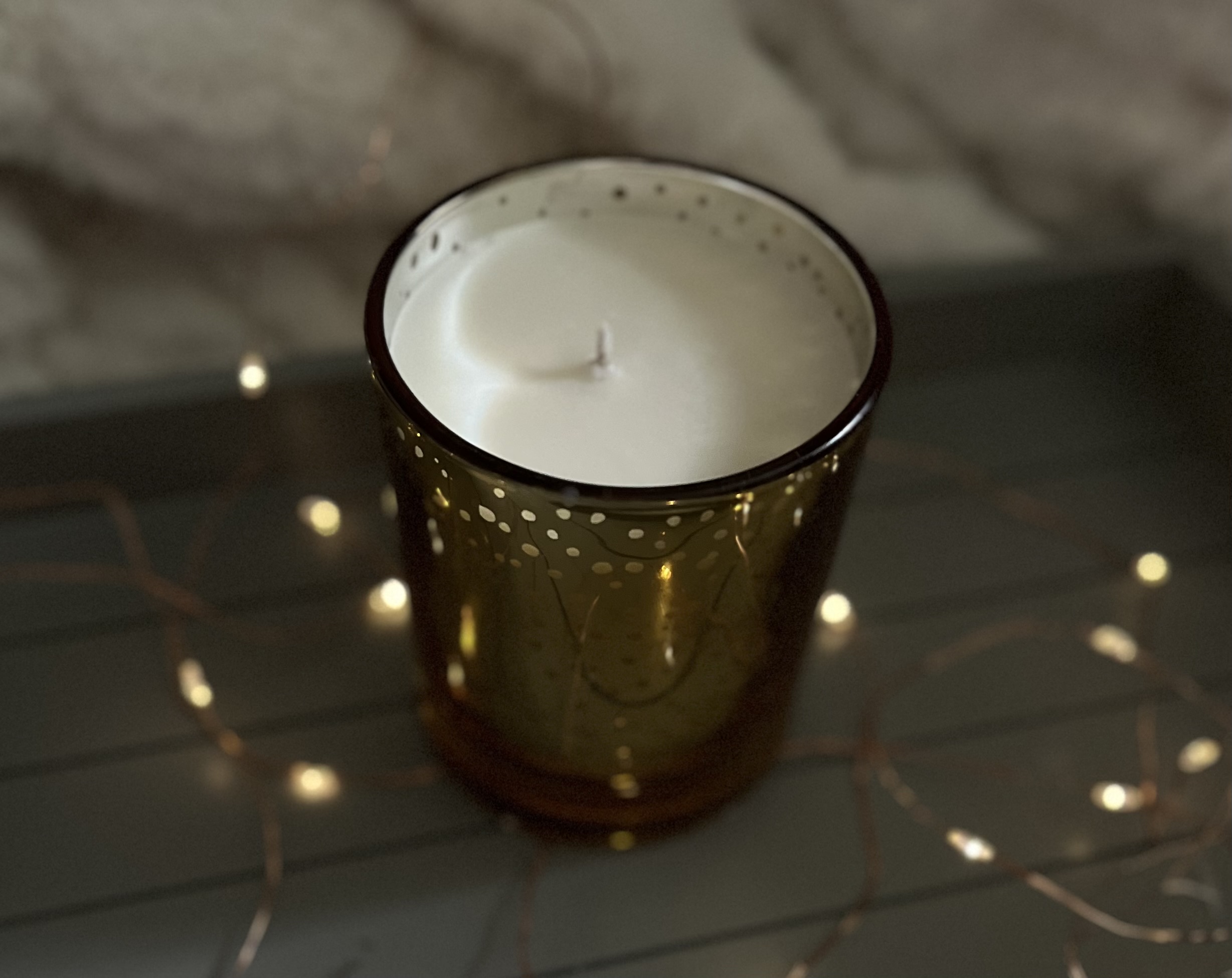 Summer scented candle Choosing the Perfect Wax Candle Scents for Every Season